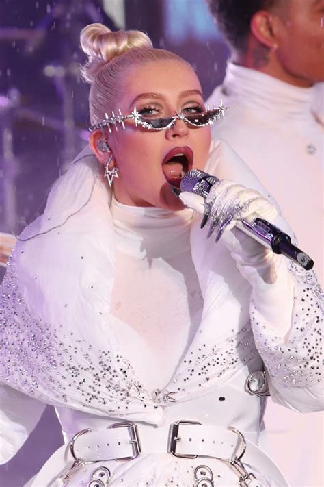 Christina Aguilera Times Square New Years Eve 2019 Celebration