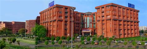 Sharda Hospital In Greater Noida India Medtravels