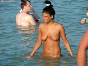 Naked And Topless Girls On The Nude Beach Hidden Camera Page 76
