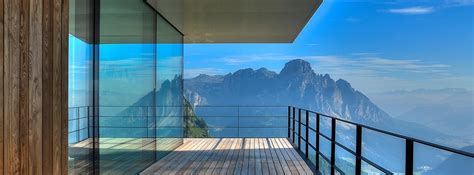 Terrazza Panoramica Del Rifugio Boè Alpine Lounge Sopra A Corvara