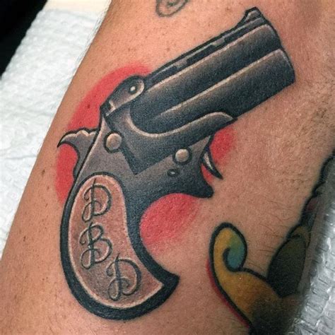 50 Tatuajes De Pistolas Y Revólveres Con El Significado