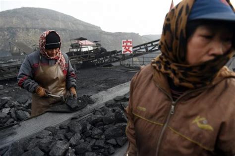 Selamat datang di web sederhana ini. 17 Pekerja Tambang China Terjebak di Bawah Tanah, Terancam ...