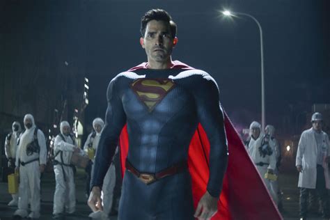 Superman And Lois Tyler Hoechlin On The Dc Heros Relevancy