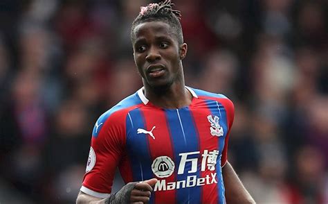 Tiền đạo Wilfried Zaha Trách Móc Arsenal Vì Lý Do Bất Ngờ