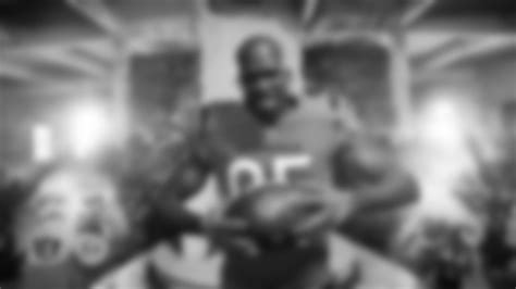 Cincinnati bengals pose in the new bengals 2021 uniforms. Social media reaction from players, fans and the media ...