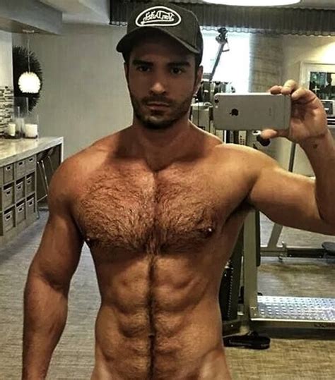 190 Best Guyswithiphones Images On Pinterest Hot Guys