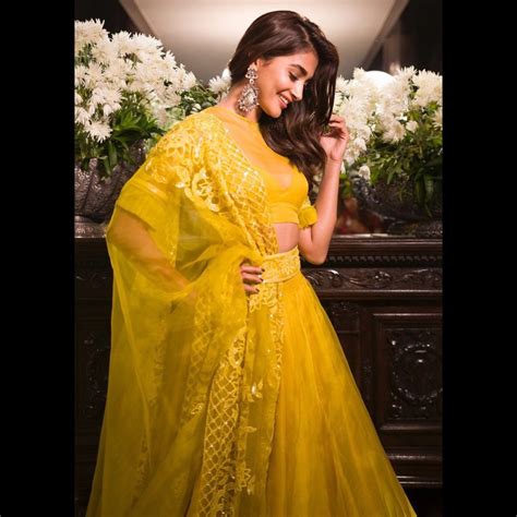 Stunning Diwali Outfits You Will Admire Kaynuli