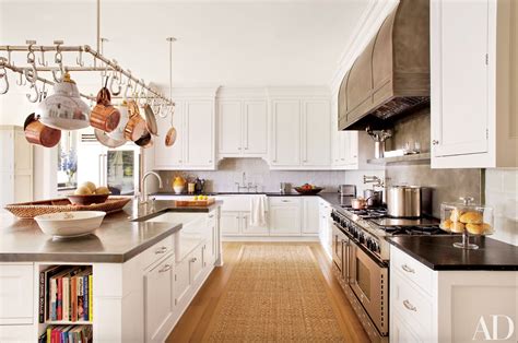 Why White Kitchen Cabinets Are A Classic Choice Architectural Digest