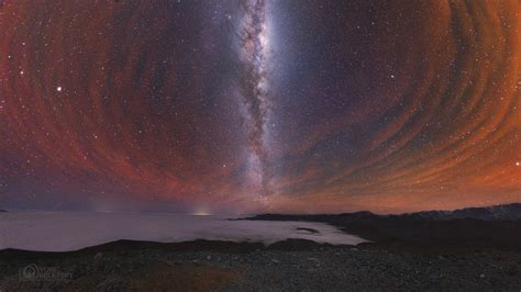 Apod 2015 September 4 Milky Way With Airglow Australis