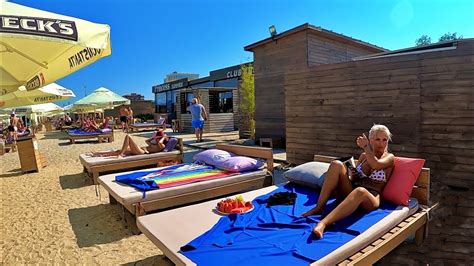 K VIDEO PRINCESS BEACH WALK Plaja Mamaia Summer Vacation Fun Travel La Vie Zine