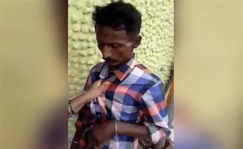 Man Was Masturbating At Railway Station Woman Did Facebook Live शख्स रेलवे स्टेशन पर सरेआम कर