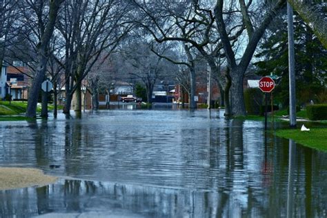 Prospects Dim For Bills To Delay Flood Insurance Rate Hikes