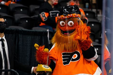 Survey Sports Fans Rank The Best And Worst Nhl Mascots Play Canada