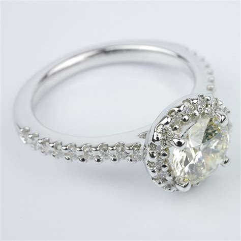 1 Carat Halo Diamond Ring In White Gold