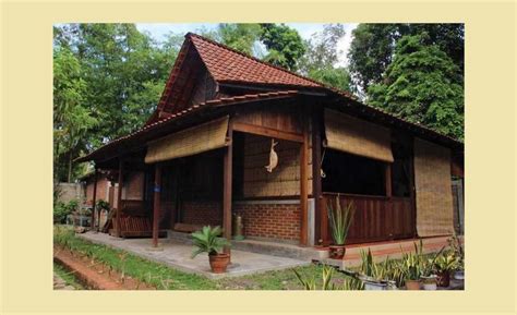 Meskipun pemberian vaksin dapat diberikan secara. 5 Nama dan Gambar Rumah Adat Jawa Tengah Lengkap, Unik!