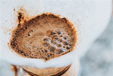 How to Make Pour Over Coffee Like a Barista - [Brewing Guide] | Pour