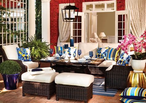 Design Your Outdoor Living Space