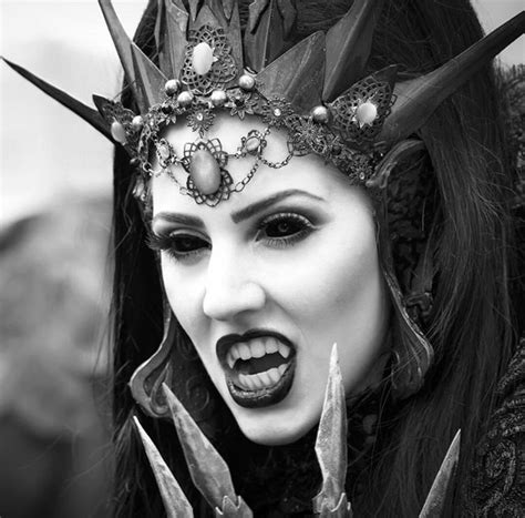 Pin By Fgc Community On Fantasy Evil Queen Makeup Queen Makeup Dark