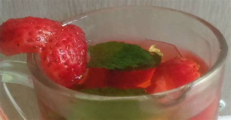 Strawberry Detox Water Recipe By Birgitta Cookpad