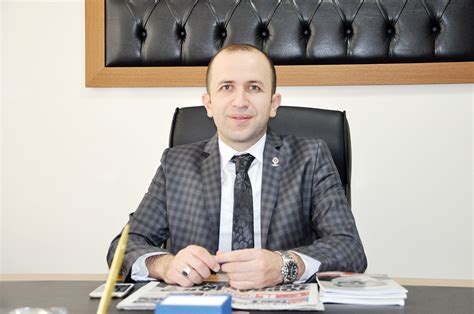 Yurt dışından lisans programlarına öğrenci kabulü kapsamında başvuru yapılabilmesi için, öncelikle yök mevzuatı kapsamında aşağıda belirtilen gerekliliklerin sağlanması ve sabancı üniversitesi'nin ilgili yıl için belirlemiş olduğu başvuru koşullarına uygun bir online başvuru yapılması gerekmektedir. Yurt başvuruları başladı