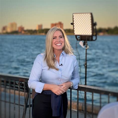 Wdiv Kim Adams