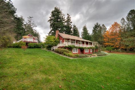 Gorgeous Farmhouses We Cant Get Enough Of We Bought The Farm Hgtv