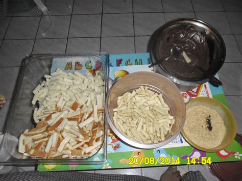 Makanan yang dikenal luas oleh masyarakat. mmmasakkk: BISKUT COKLAT JEJARI ROTI BERSALUT NESTUM