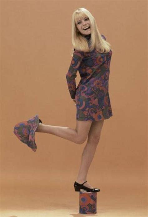 France Gall Et Moi France Gall Swinging London Swinging Sixties Isabelle Gall 70s Pictures