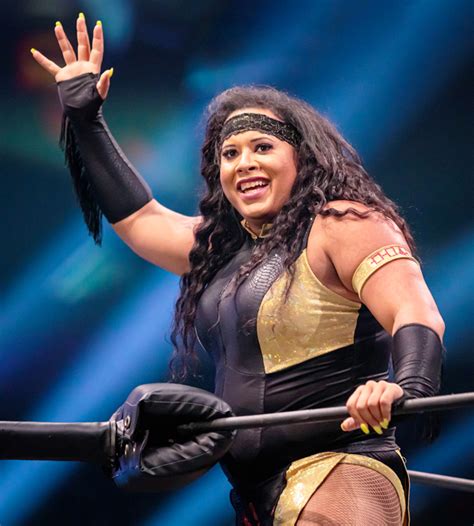 Nyla Rose Shares How Wrestling Fans Can Help The Lgbtq Community Hollywood Life