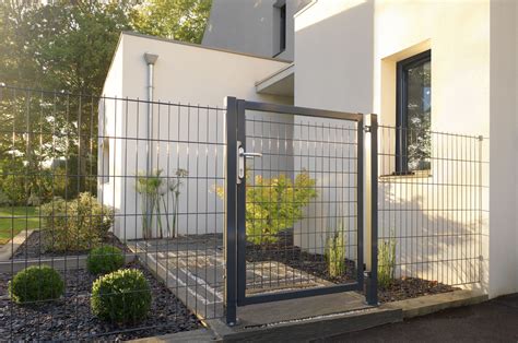 Optez Pour Le Portillon Grillage Daniel Moquet Clôture Garden Gates