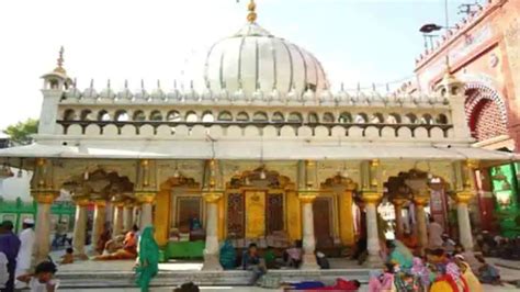 Hazrat Nizamuddin Dargah In Delhi To Reopen From September India