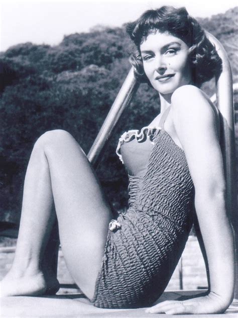 Donna Reed Frilly Bathing Suit Photo Print 8 X 10 Item Dap17085