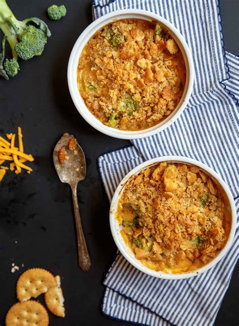 Although we love classic side dish casseroles for cookouts and holidays, main dish recipes are more useful for weeknight dinners. Broccoli Cheese and Rice Casserole for Two - Broccoli Rice Casserole