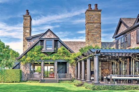 Luxury Homes For Sale In The Hamptons This Summer