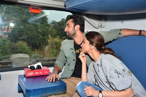 in pics ex lovers deepika padukone and ranbir kapoor teach you how to get the train journey
