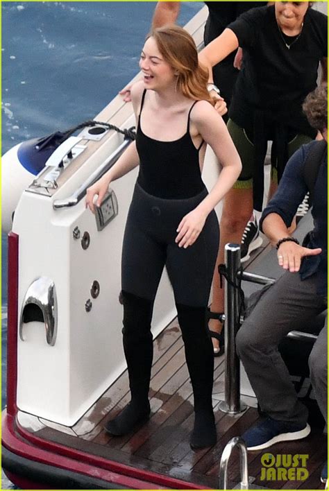 Emma Stone Is All Smiles During Photo Shoot In Capri Photo 4346279
