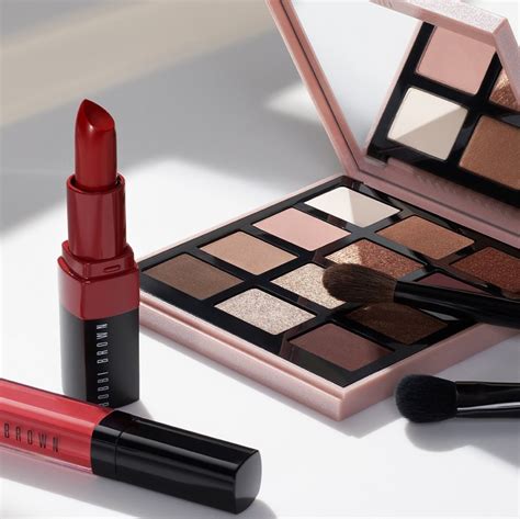 Bobbi Brown Cosmetics Canada Deals FREE Piece Mini Skincare Set Or Makeup Set More