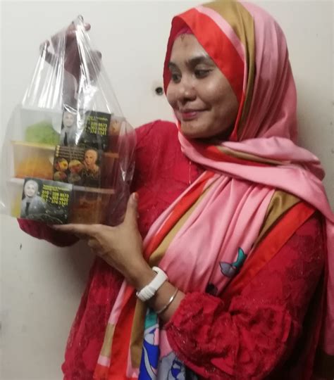 Hanya dari team kami @copycakes_lily‼‼‼order awal ya. alialisakreatif by kolin zainal: Kemaruk Pulut Kuning ...