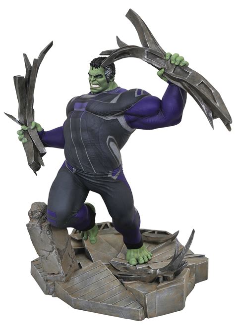 Avengers Marvel Endgame Team Suit Hulk Deluxe Figure Action Figures