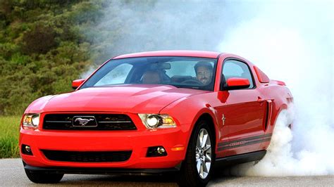 The bold grille, striking wheels, and. Fastest Ford Mustang Part 8 : 2011 Mustang V6 Premium