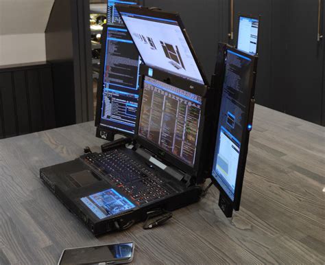 The Expanscape Aurora 7 Laptop Prototype Packs Seven Screens Into One
