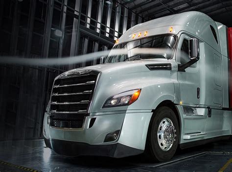 Daimler To Begin Production Of New Cascadia Class 8 Truck In Mexico By