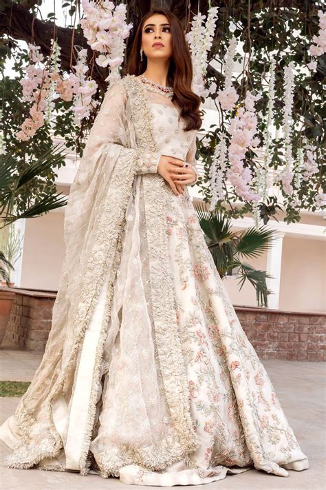 beautiful pakistani bridal wear from zuria dor collection for mehndi barat and walima