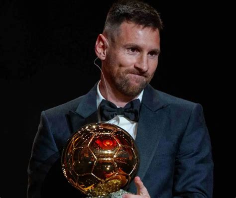 Lionel Messi Ganó Su Octavo Balón De Oro Sistema Noticias