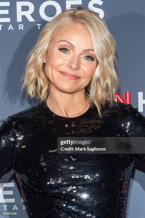 Kelly Ripa Attends The 11th Annual Cnn Heroes An All Star Tribute At