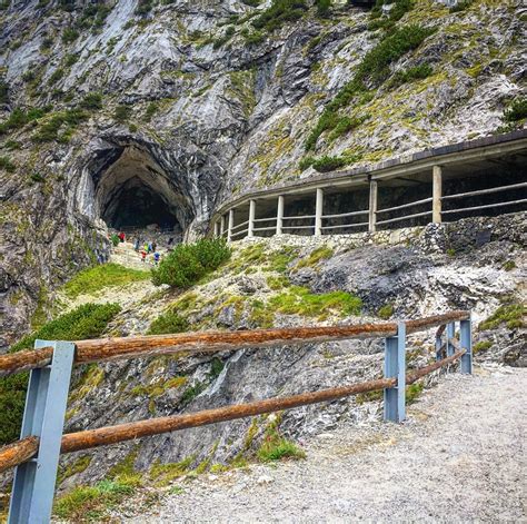 How To Visit Eisriesenwelt Ice Cave In Austria Tigrest Travel Blog