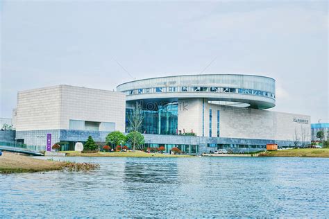 The Main Building Of Li Zijian Art Museum Built By The Water Picture