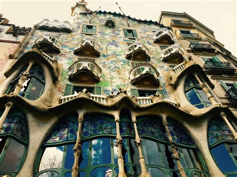 Casa Battlo Antoni Gaudi Here Is One Of Gaudis Most Famous Works