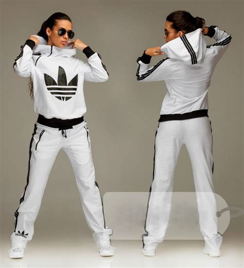 See more ideas about adidas tracksuit, adidas tracksuit mens, adidas outfit. #tracksuit #bottoms Fashionable women's hooded white ...