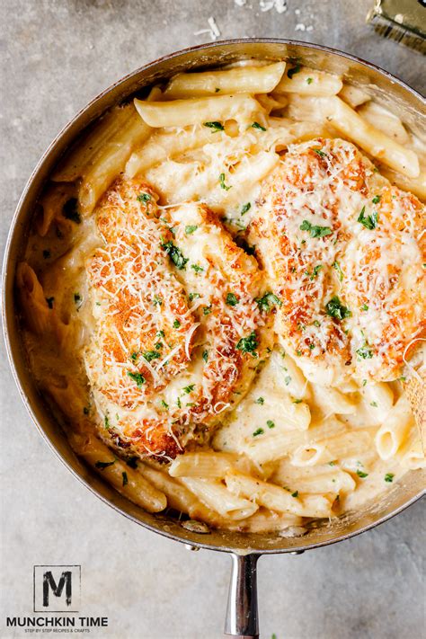 Easy Oven Baked Chicken Pasta In Buttery White Sauce Munchkin Time